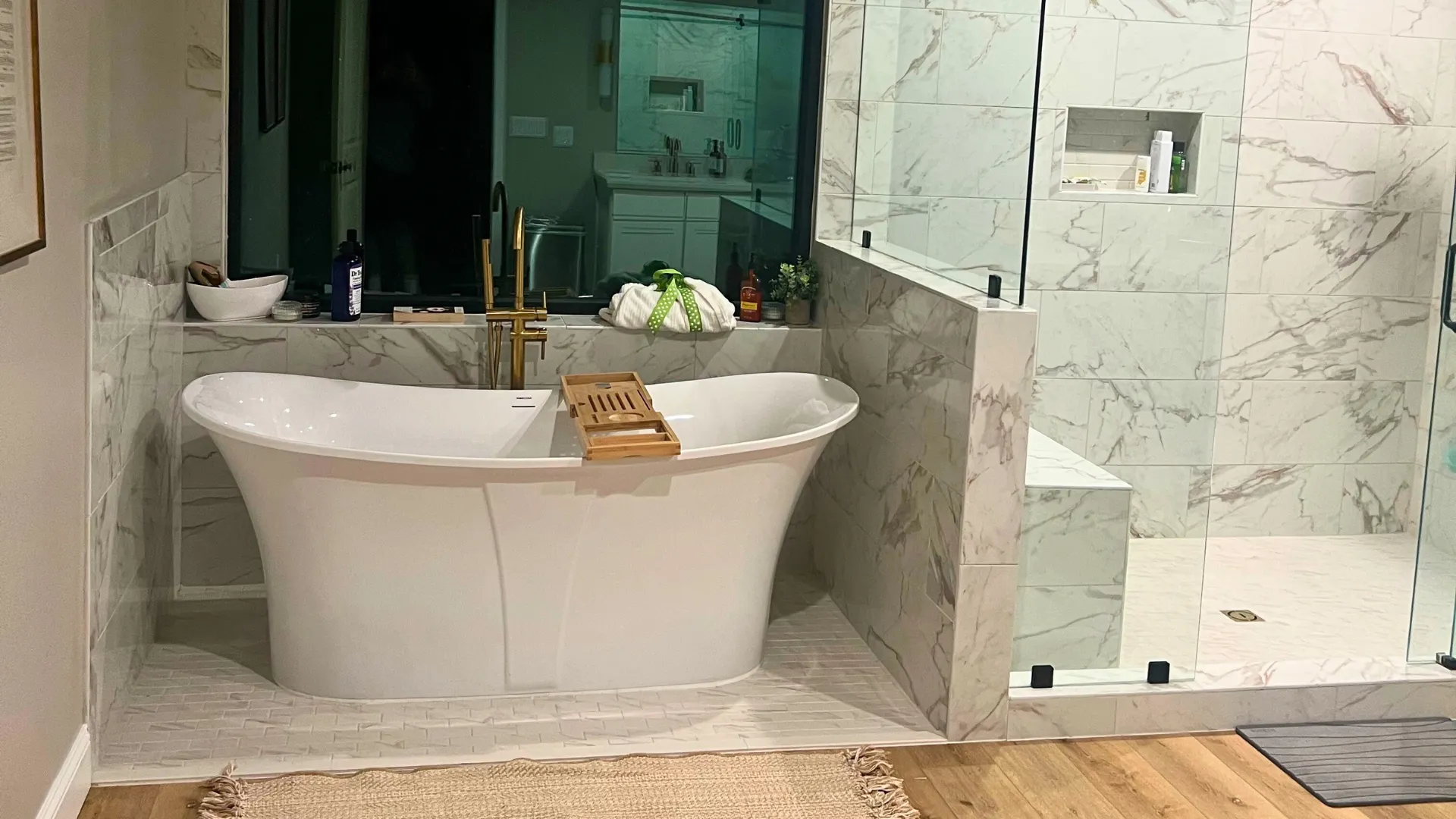 Bathroom tile design 